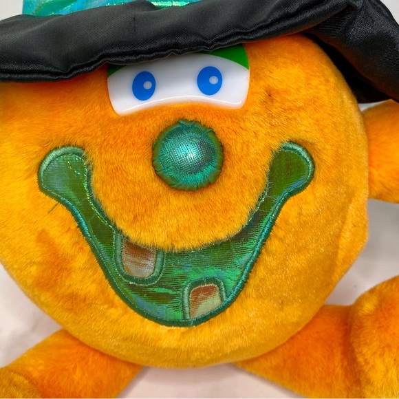 Happy Halloween Talking Moving Pumpkin - Picture 7 of 13